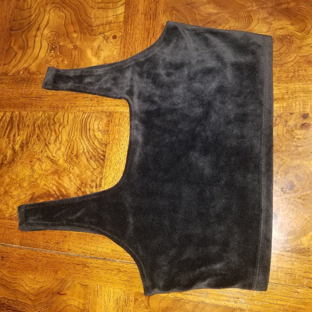 Square neck velvet cropped tank